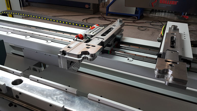 dobladora, dobladora cnc, dobladora de lamina, dobladora hidráulica